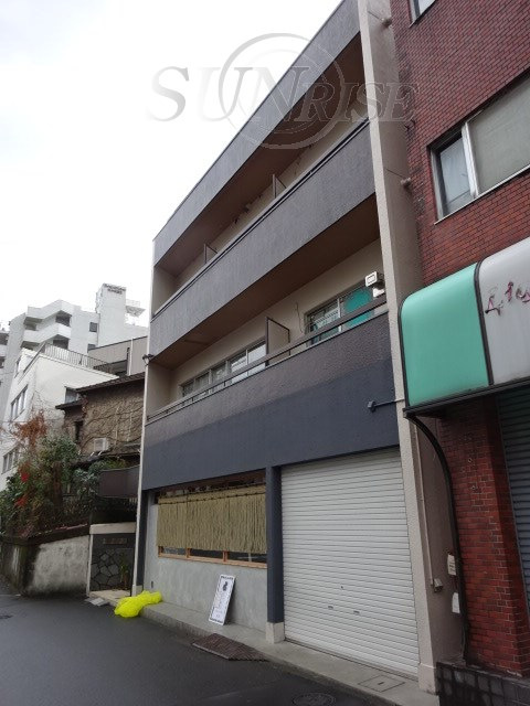 新宿 徒歩12分 構造:鉄筋コンクリート造