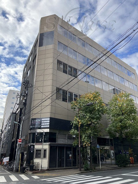 新富町 徒歩4分 構造:鉄骨鉄筋コンクリート造